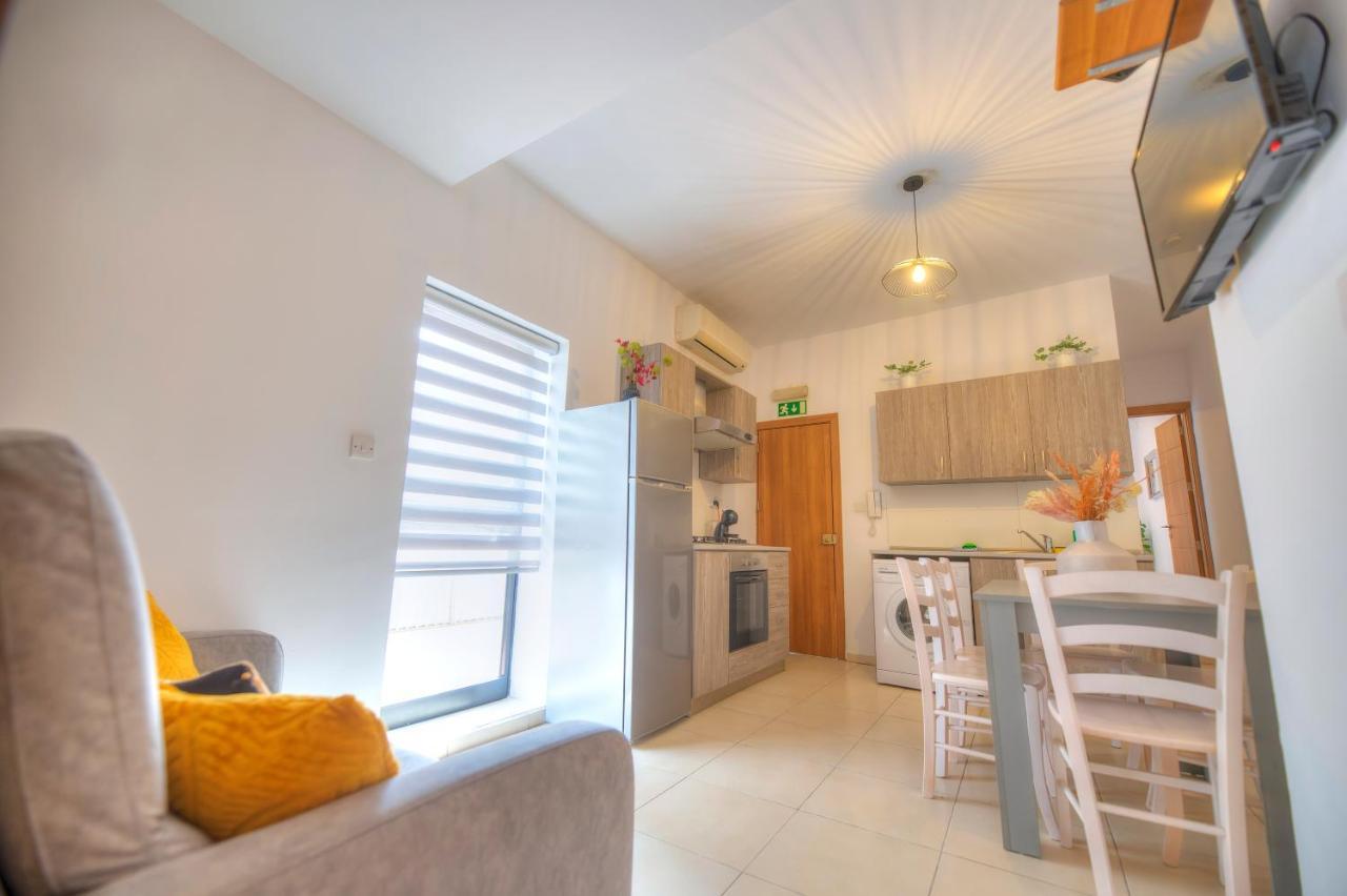 2Bedroom With Large Terrace In Paceville Jpor1-1 San Ġiljan Exterior foto